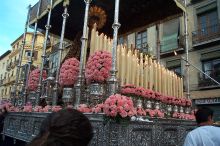 This is the float from under which the previous feet were sticking.